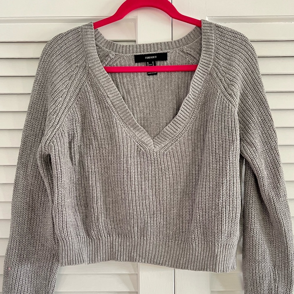 Cropped Sweater - Picture 2 of 5